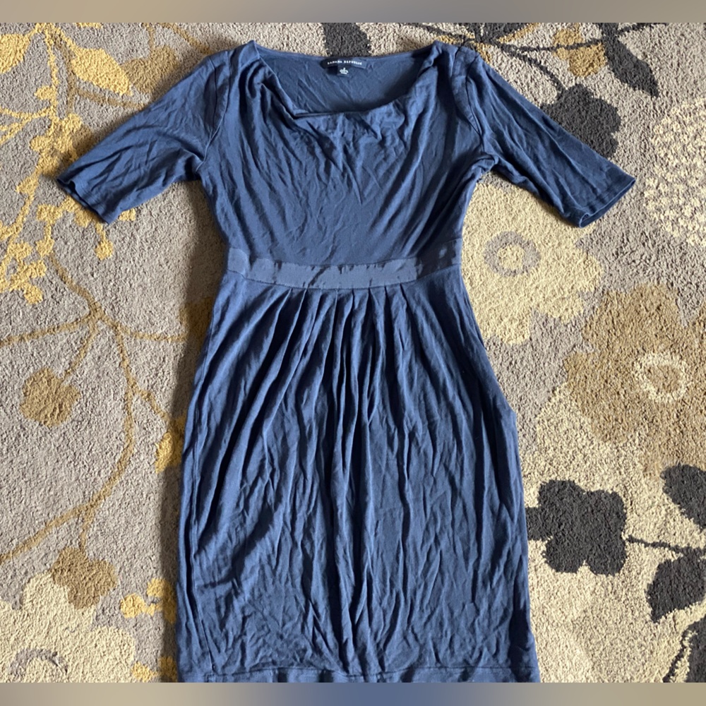 Banana Republic gorgeous slate blue buttery soft dress 👗 size 2